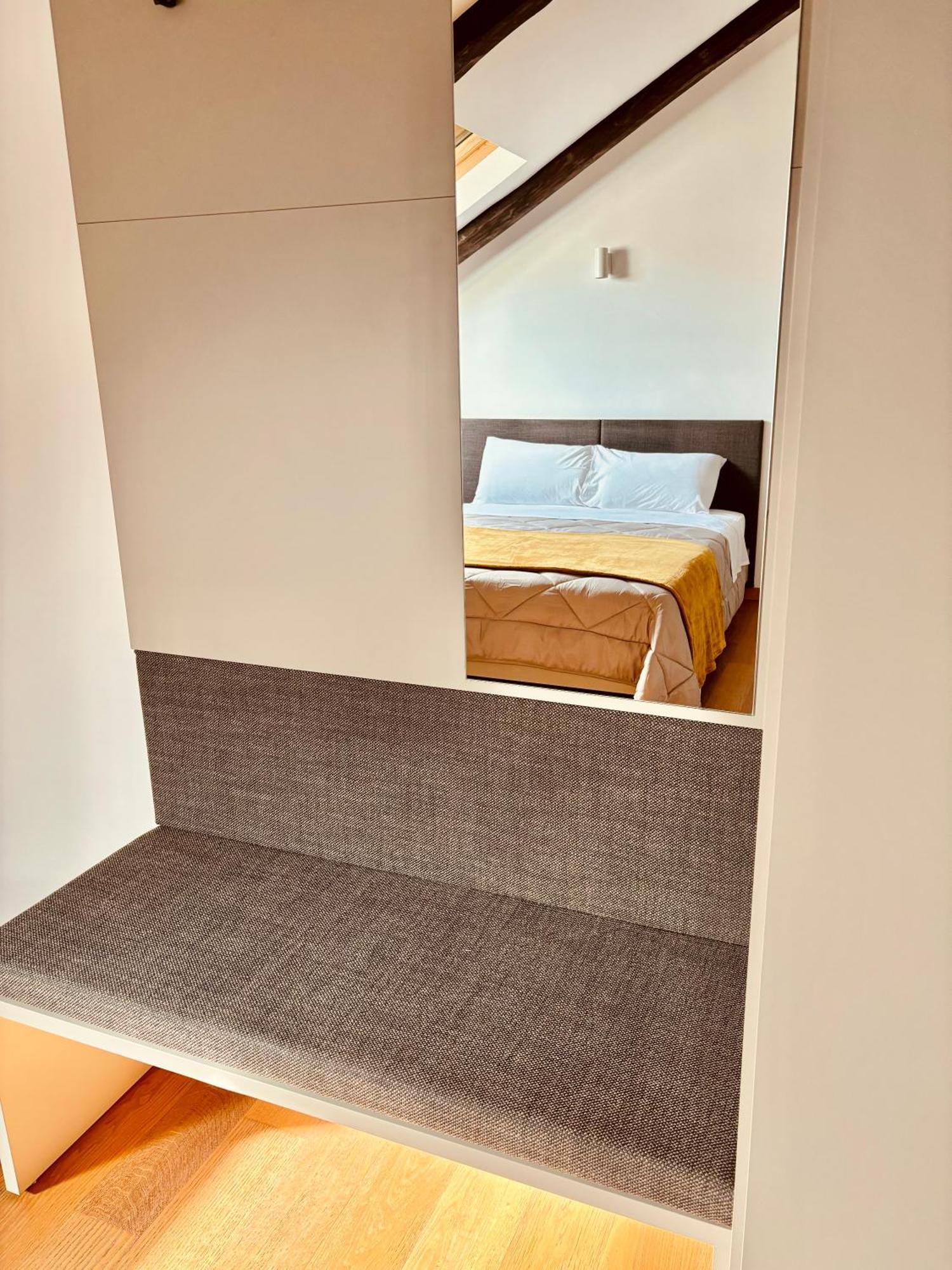 Unonoveuno Luxury Apartment Napoli Dış mekan fotoğraf